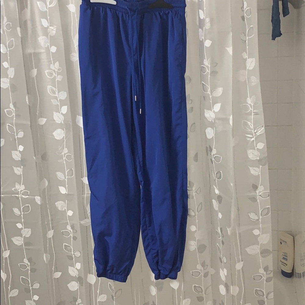 Drawstring wind joggers